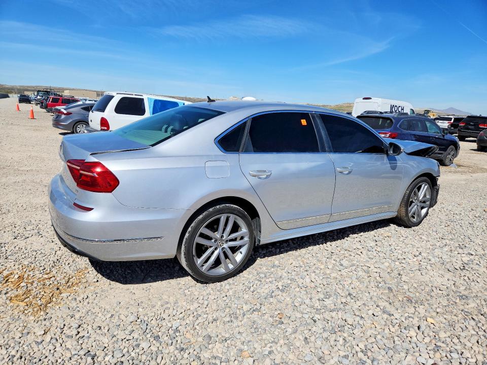 48004556 :رقم المزاد ، 1VWAT7A38GC037588 vin ، 2016 Volkswagen Passat مزاد بيع