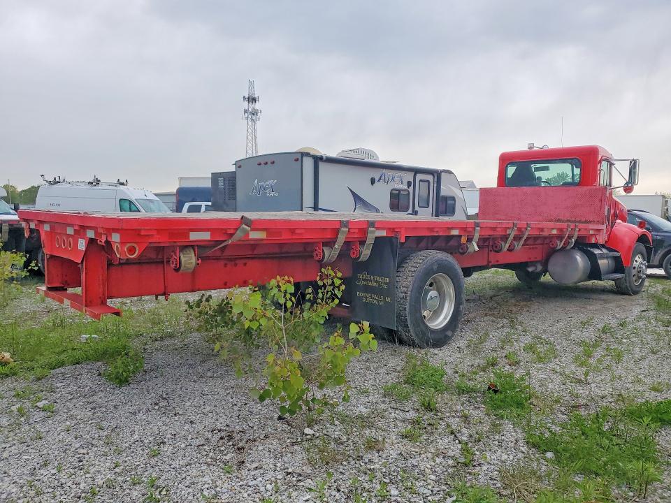 Продаж на аукціоні авто 2003 Peterbilt 330, vin: 2NPNHZ7X63M597127, номер лоту: 51352396