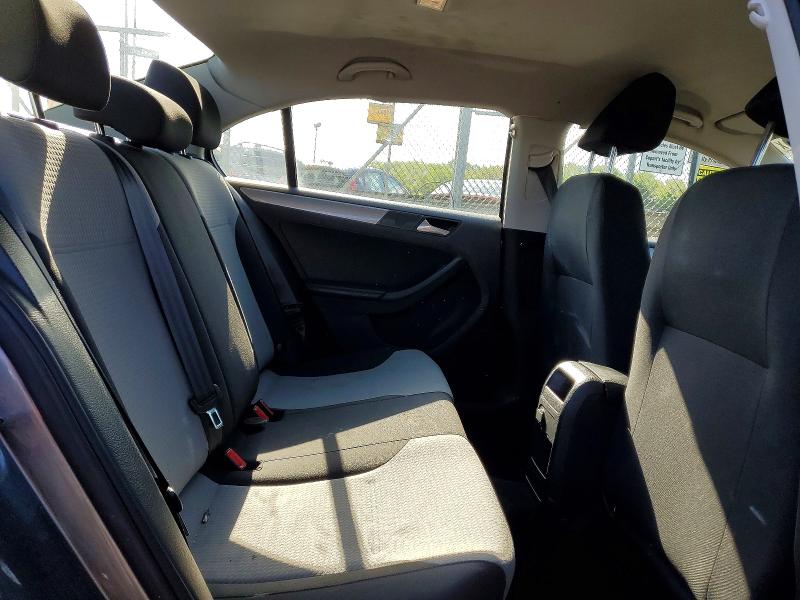 51775066 :رقم المزاد ، 3VW167AJXHM413438 vin ، 2017 Volkswagen Jetta مزاد بيع