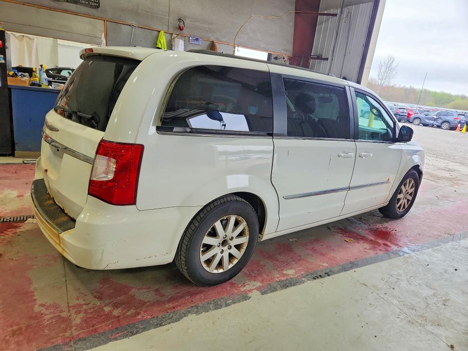 Auction sale of the 2016 Chrysler Town & Country, vin: 2C4RC1BG5GR212696, lot number: 51284646