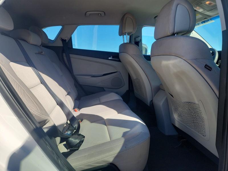 Aukcja sprzedaży 2016 Hyundai Tucson, vin: KM8J23A40GU125242, numer aukcji: 48013056