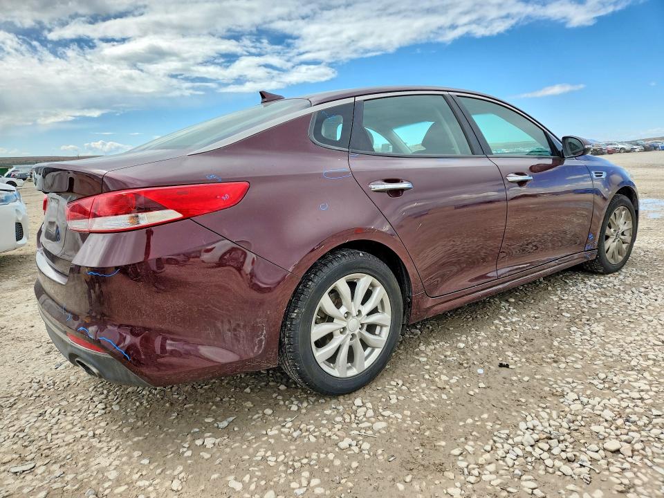 Продажа на аукционе авто 2016 Kia Optima, vin: 5XXGT4L32GG004742, номер лота: 46779606