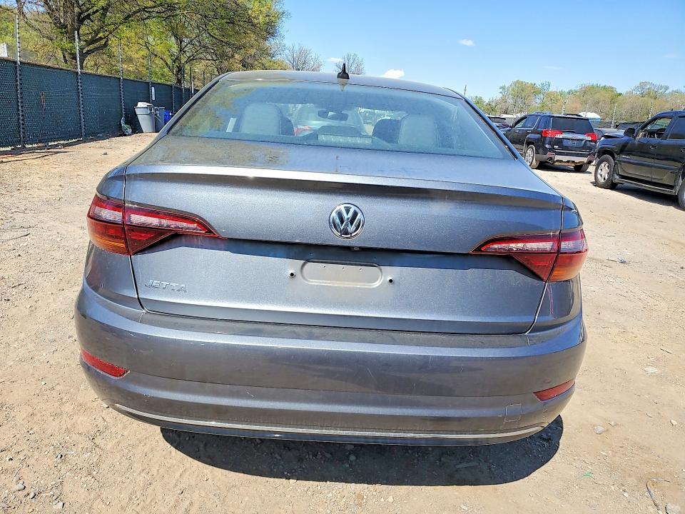 2019 Volkswagen Jetta მანქანა იყიდება აუქციონზე, vin: 3VWE57BU5KM043102, აუქციონის ნომერი: 48540056