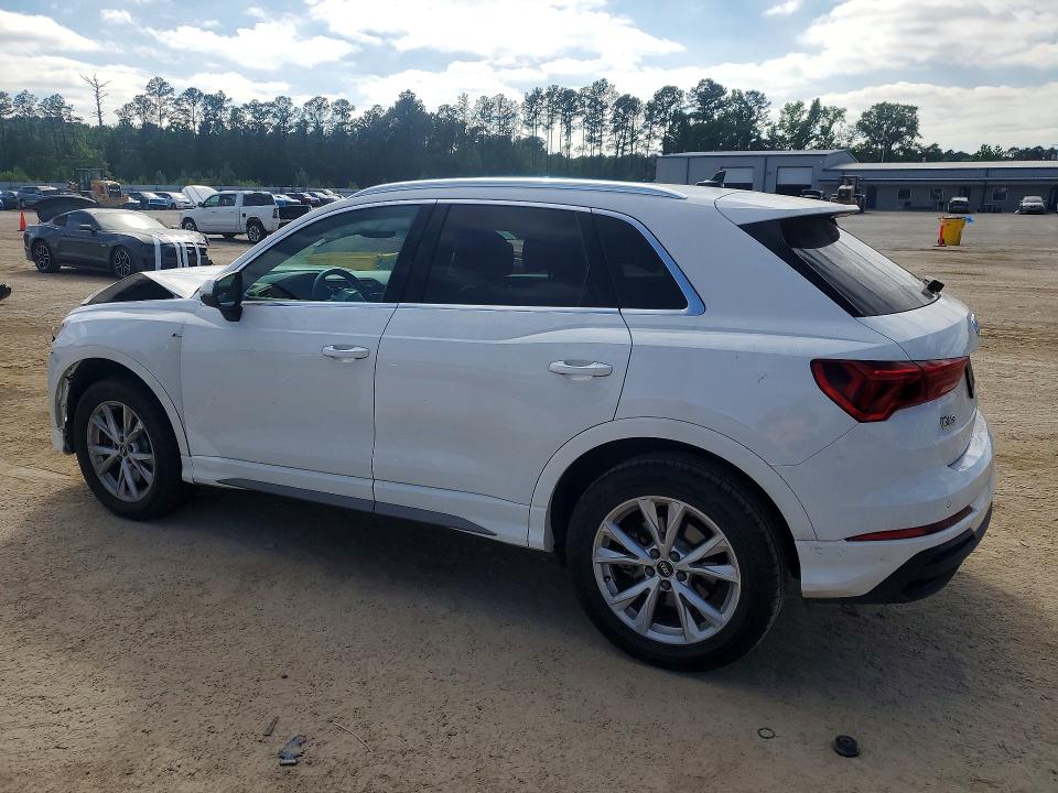 51534846 :رقم المزاد ، WA1DECF31P1045565 vin ، 2023 Audi Q3 مزاد بيع