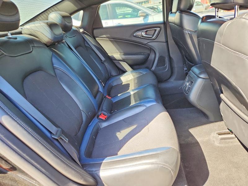 2016 Chrysler 200 მანქანა იყიდება აუქციონზე, vin: 1C3CCCDG4GN114632, აუქციონის ნომერი: 50686276