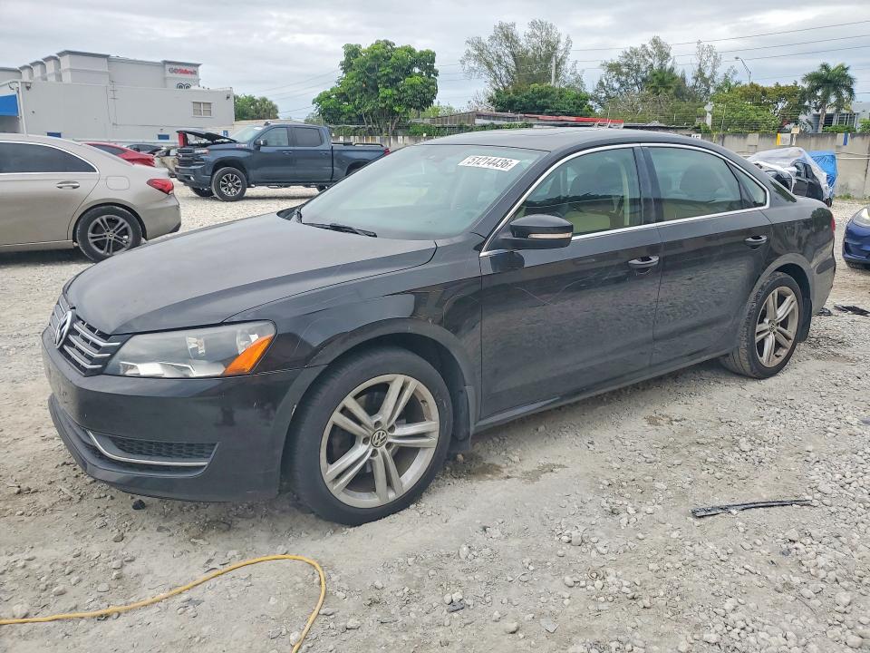 58260456 :رقم المزاد ، 1VWBN7A36EC028688 vin ، 2014 Volkswagen Passat مزاد بيع