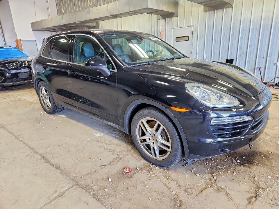 50395676 :رقم المزاد ، WP1AF2A24ELA30699 vin ، 2014 Porsche Cayenne مزاد بيع