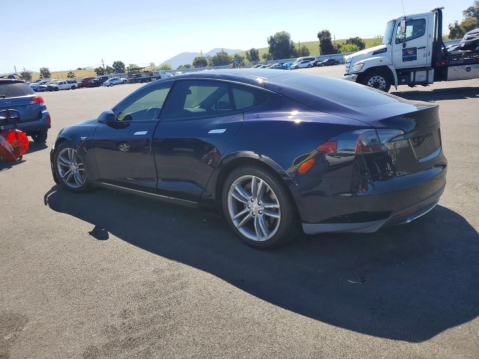 48998426 :رقم المزاد ، 5YJSA1H17EFP40274 vin ، 2014 Tesla Model S مزاد بيع