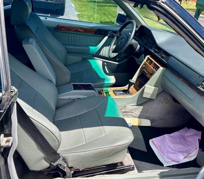 Продажа на аукционе авто 1993 Mercedes-benz 300, vin: WDBEA66E7PB922559, номер лота: 52138416