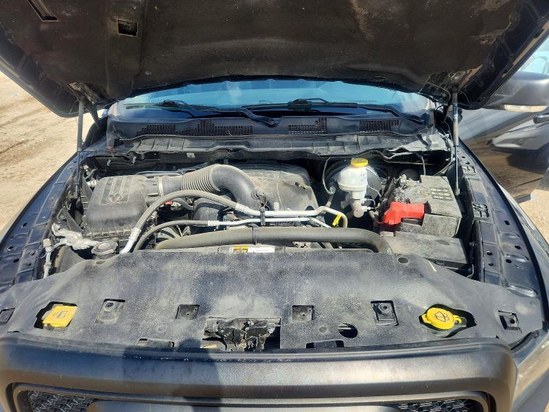 51330516 :رقم المزاد ، 1C6RR7YT7JS204649 vin ، 2018 Ram 1500 مزاد بيع