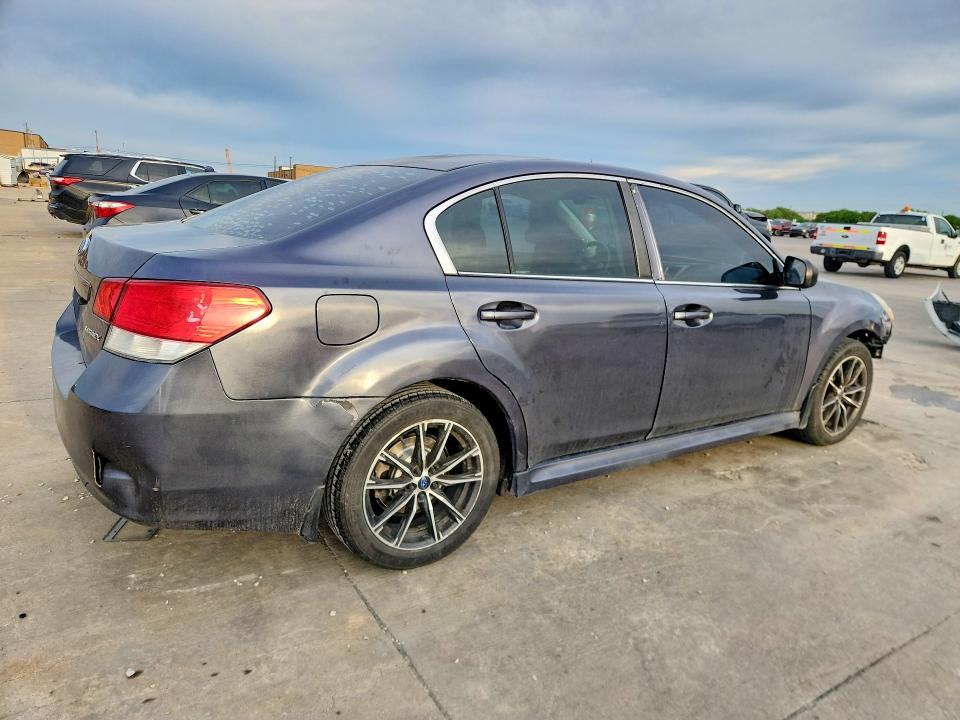 50314446 :رقم المزاد ، 4S3BMCA62E3008169 vin ، 2014 Subaru Legacy مزاد بيع