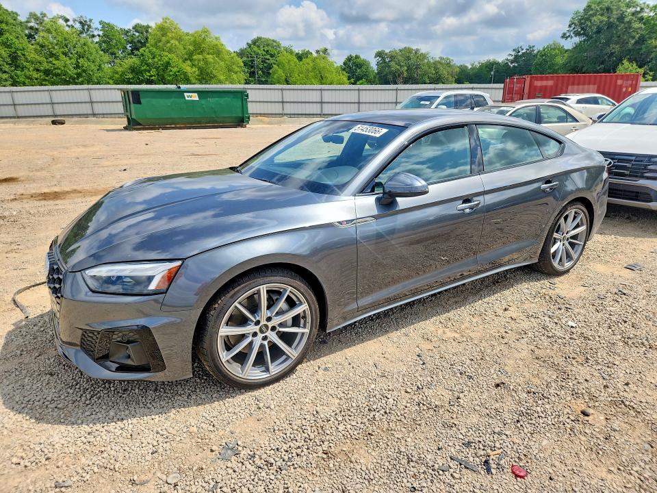 51453066 :رقم المزاد ، WAUDACF52SA015998 vin ، 2025 Audi A5 مزاد بيع