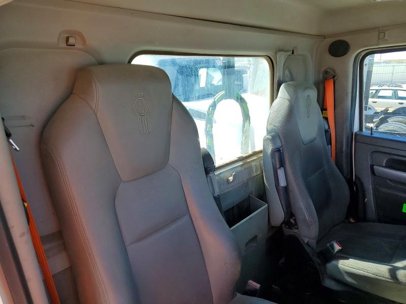 50610396 :رقم المزاد ، 1XKYA48X1EJ402320 vin ، 2014 Kenworth T680 مزاد بيع