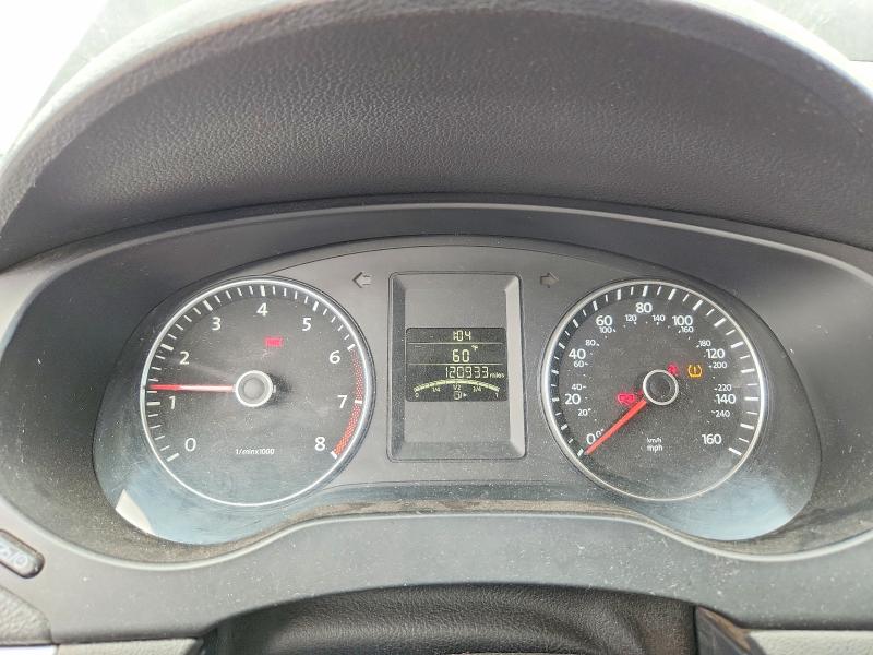 51015886 :رقم المزاد ، 3VWB17AJ3EM361567 vin ، 2014 Volkswagen Jetta مزاد بيع