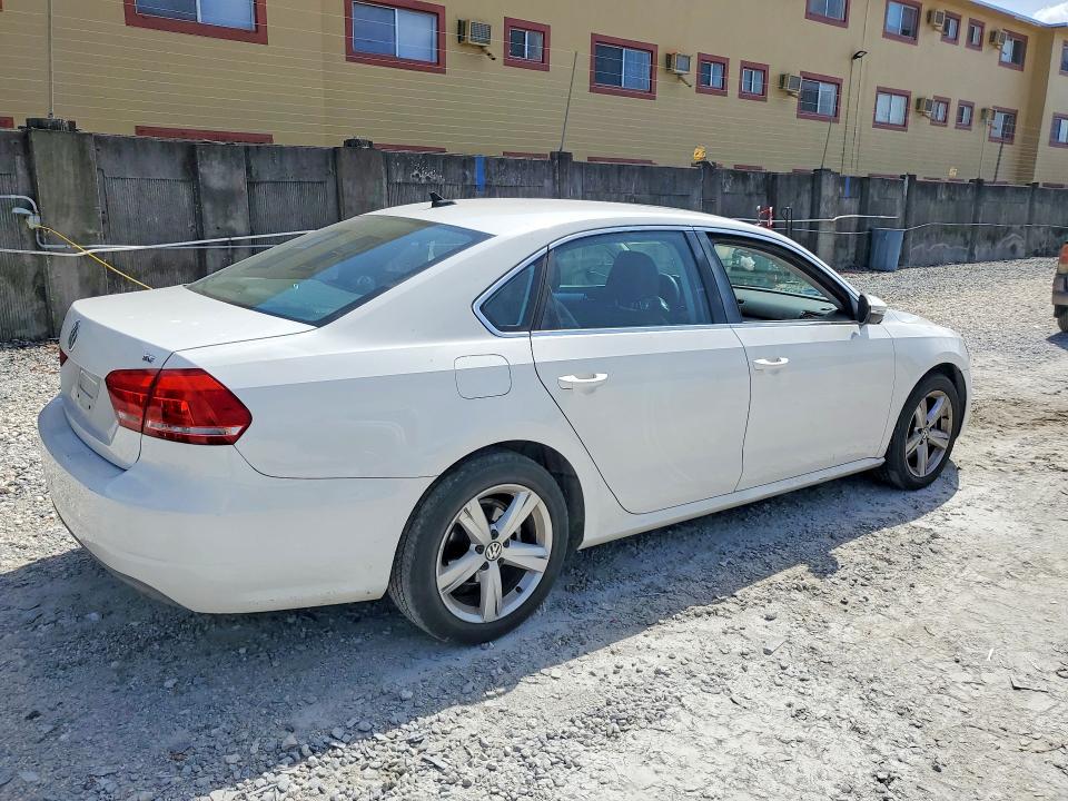 Продаж на аукціоні авто 2012 Volkswagen Passat, vin: 1VWBP7A35CC017480, номер лоту: 49806796