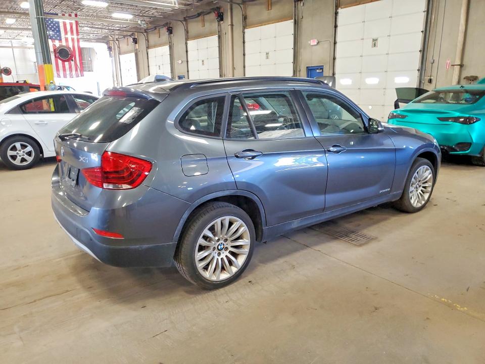 2015 Bmw X1 მანქანა იყიდება აუქციონზე, vin: WBAVL1C51FVY33406, აუქციონის ნომერი: 50656966
