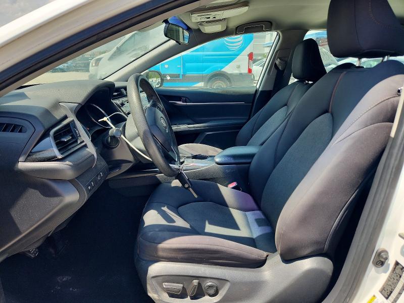 51835176 :رقم المزاد ، 4T1B11HK3KU741753 vin ، 2019 Toyota Camry مزاد بيع