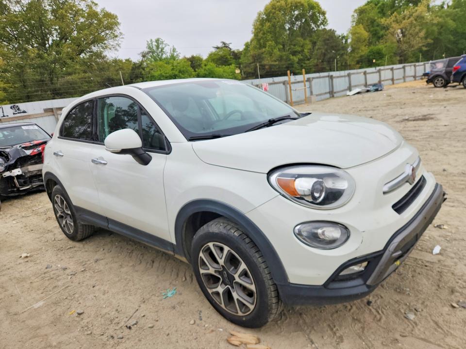 Aukcja sprzedaży 2016 Fiat 500x, vin: ZFBCFYCT0GP382471, numer aukcji: 51636626