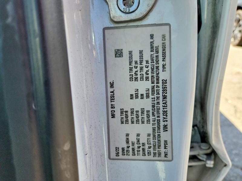 49032176 :رقم المزاد ، 5YJ3E1EA7NF289702 vin ، 2022 Tesla Model 3 مزاد بيع
