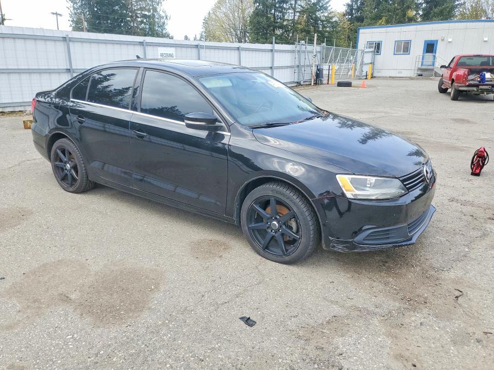 49774346 :رقم المزاد ، 3VWDP7AJ8DM308160 vin ، 2013 Volkswagen Jetta مزاد بيع