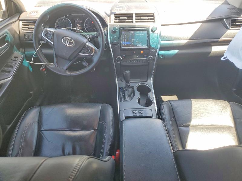 51431506 :رقم المزاد ، 4T1BF1FK2FU915757 vin ، 2015 Toyota Camry مزاد بيع