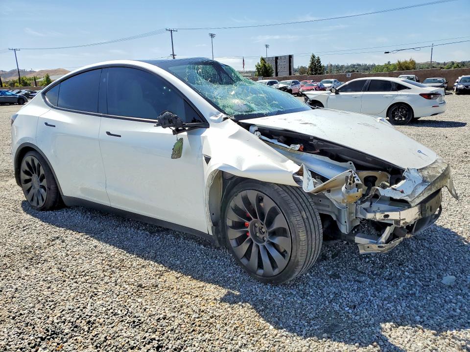 Продаж на аукціоні авто 2024 Tesla Model Y, vin: 7SAYGDEF9RF072254, номер лоту: 51581656