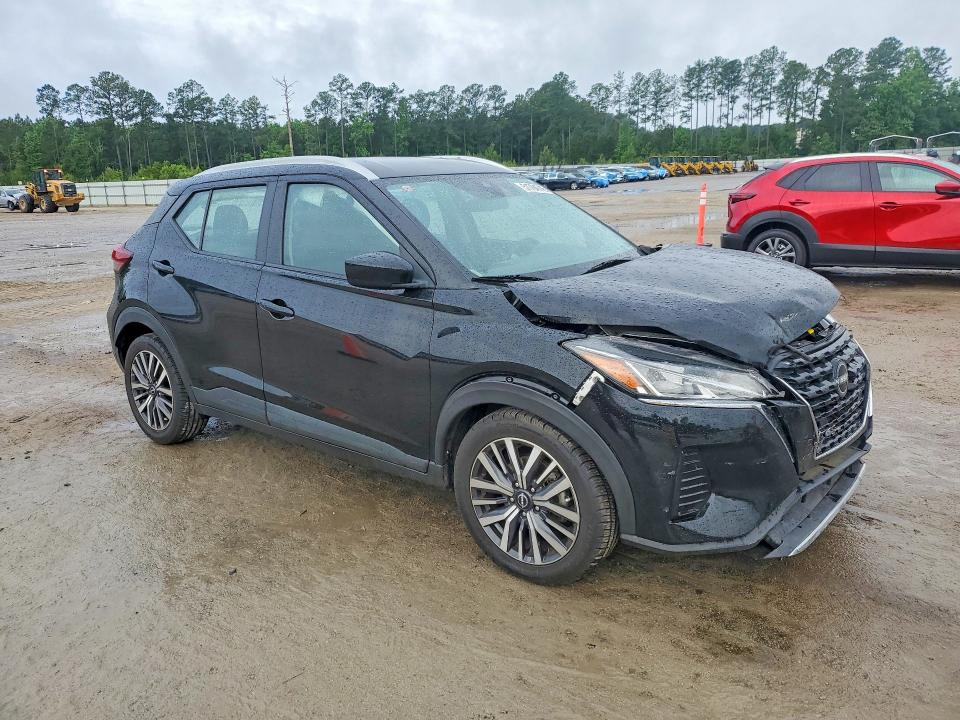 51764746 :رقم المزاد ، 3N1CP5CV7NL504636 vin ، 2022 Nissan Kicks مزاد بيع