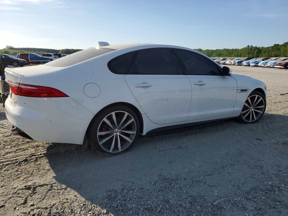 Продажа на аукционе авто 2018 Jaguar Xf, vin: SAJBM4FV8JCY66540, номер лота: 49764036