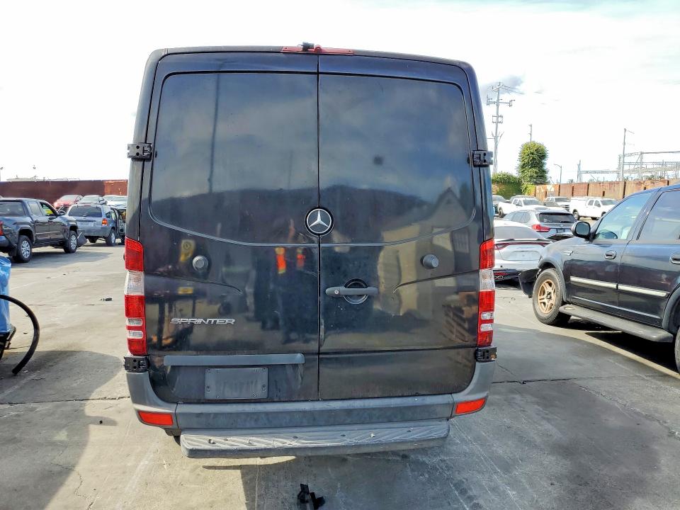 Продажа на аукционе авто 2016 Mercedes-benz Sprinter, vin: WD3PE7DD1GP281632, номер лота: 50955436