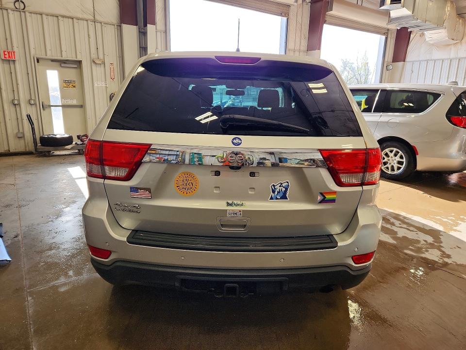 2011 Jeep Grand Cherokee მანქანა იყიდება აუქციონზე, vin: 1J4RR4GG6BC738243, აუქციონის ნომერი: 49783536