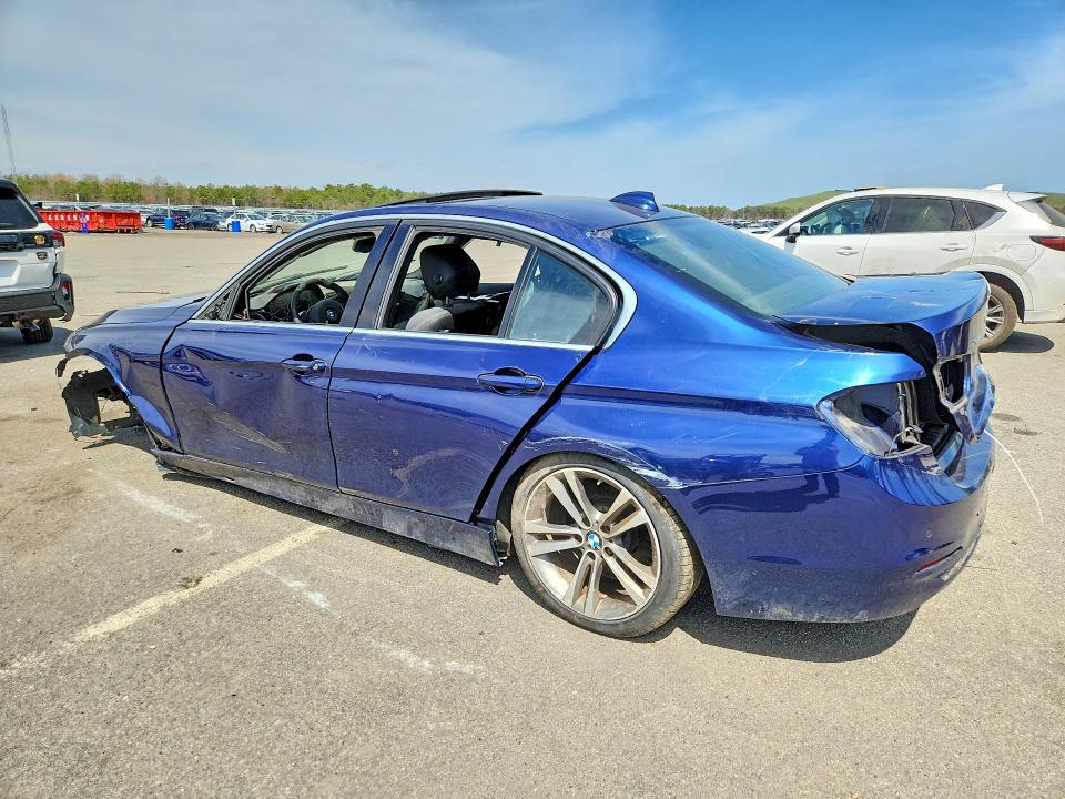 51664376 :رقم المزاد ، WBA8B7C50GK703056 vin ، 2016 Bmw 340 مزاد بيع