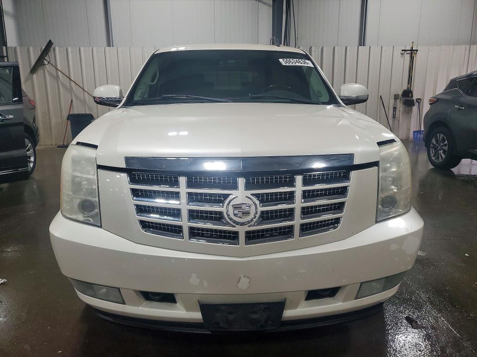 2008 Cadillac Escalade მანქანა იყიდება აუქციონზე, vin: 1GYFK63848R137162, აუქციონის ნომერი: 50634636