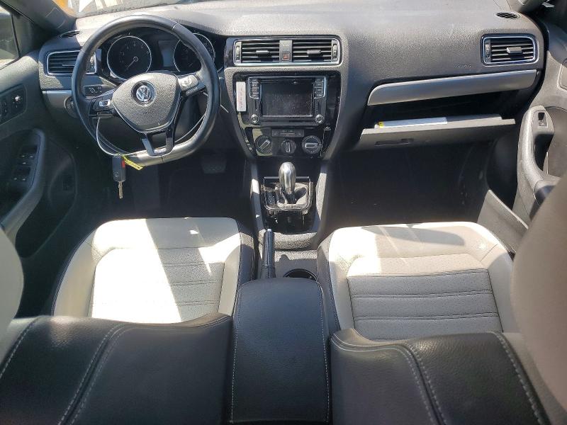 48941586 :رقم المزاد ، 3VWD17AJ9HM393808 vin ، 2017 Volkswagen Jetta مزاد بيع