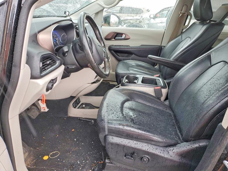 49389216 :رقم المزاد ، 2C4RC1EG7KR523373 vin ، 2019 Chrysler Pacifica مزاد بيع