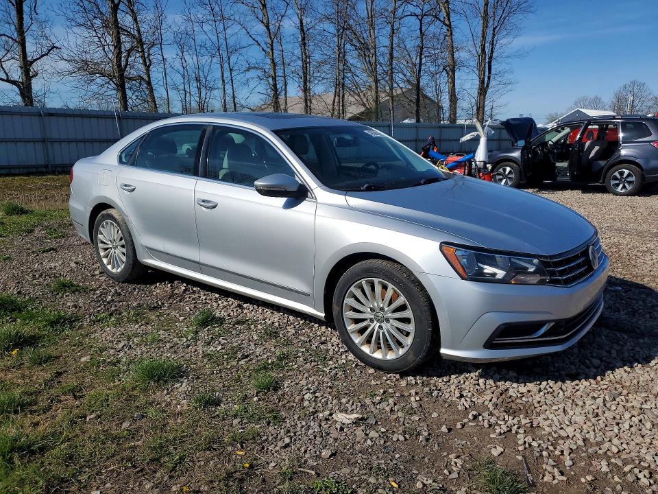 2016 Volkswagen Passat მანქანა იყიდება აუქციონზე, vin: 1VWBS7A36GC032915, აუქციონის ნომერი: 49298226