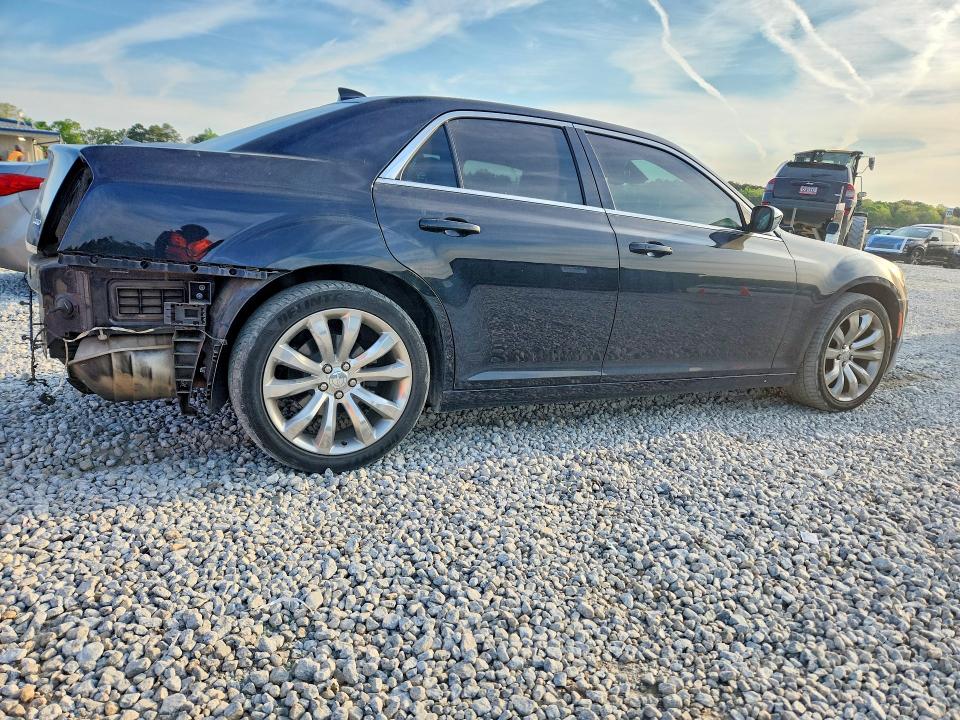 2018 Chrysler 300 მანქანა იყიდება აუქციონზე, vin: 2C3CCAAG8JH315586, აუქციონის ნომერი: 48908046