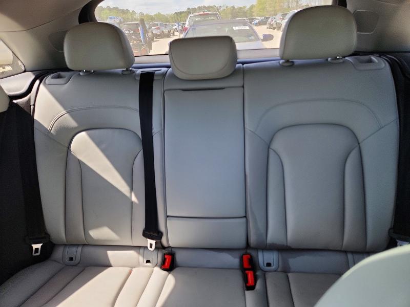 2015 Audi Q3 მანქანა იყიდება აუქციონზე, vin: WA1GFCFS8FR011513, აუქციონის ნომერი: 48330876
