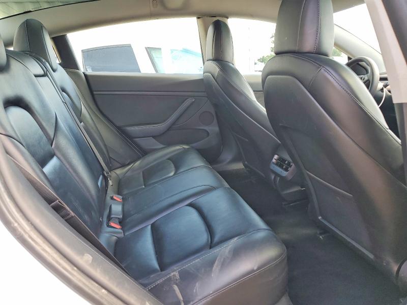 46782186 :رقم المزاد ، 5YJ3E1EA1NF370744 vin ، 2022 Tesla Model 3 مزاد بيع
