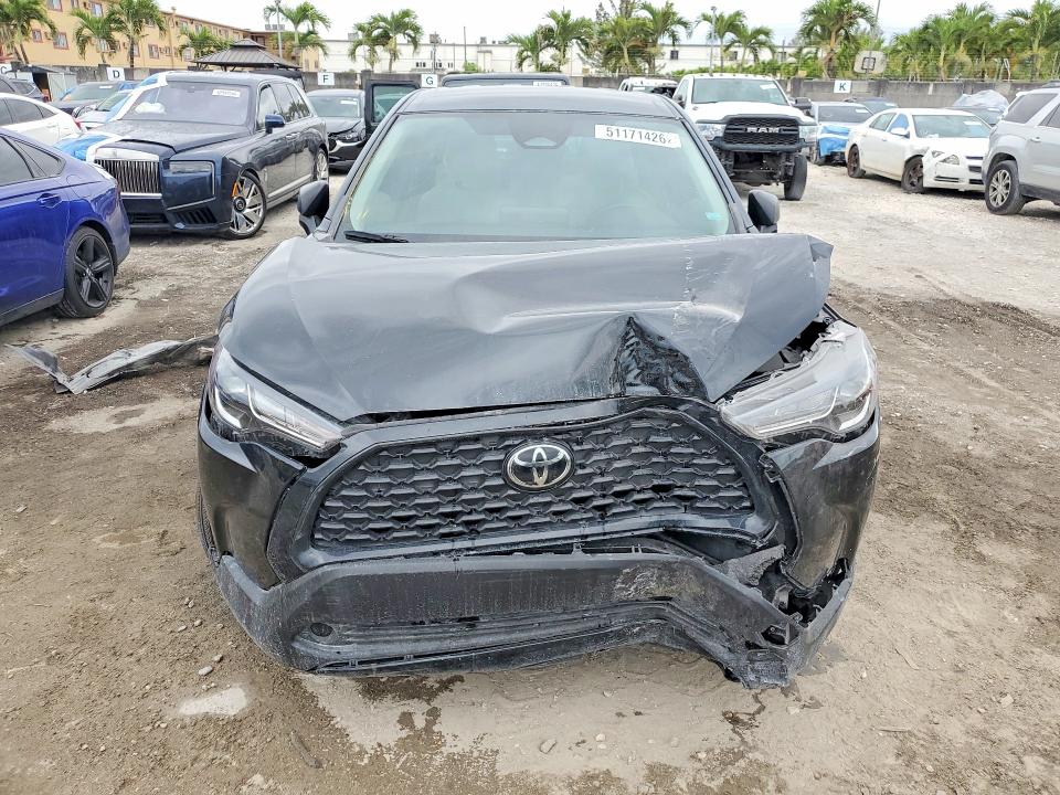 2025 Toyota Corolla Cross მანქანა იყიდება აუქციონზე, vin: 7MUAAAAG2SV129690, აუქციონის ნომერი: 51171426