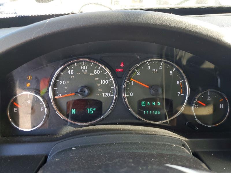 2011 Jeep Liberty მანქანა იყიდება აუქციონზე, vin: 1J4PN2GK4BW557720, აუქციონის ნომერი: 49939146