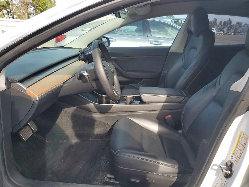 48829586 :رقم المزاد ، 5YJ3E1EA3LF745918 vin ، 2020 Tesla Model 3 مزاد بيع