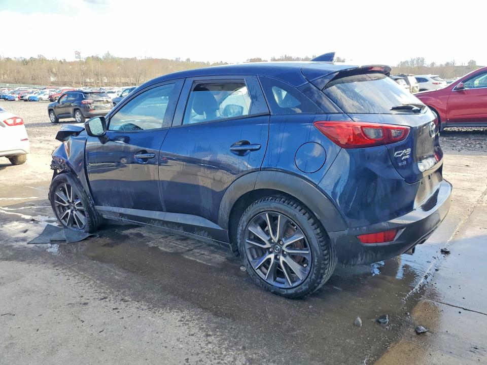 49622216 :رقم المزاد ، JM1DKFC77J0315841 vin ، 2018 Mazda Cx-3 مزاد بيع