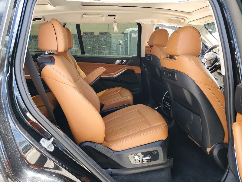 49567676 :رقم المزاد ، 5UXCW2C07M9G50529 vin ، 2021 Bmw X7 مزاد بيع