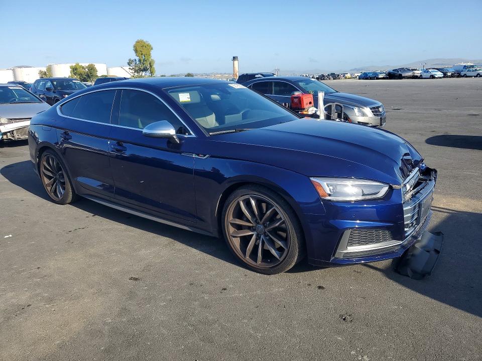 50195356 :رقم المزاد ، WAUB4CF57KA069781 vin ، 2019 Audi S5 مزاد بيع