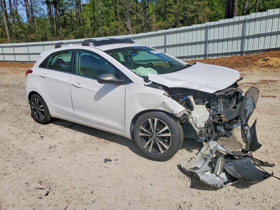 Продаж на аукціоні авто 2013 Hyundai Elantra Gt, vin: KMHD35LE3DU155083, номер лоту: 49143126