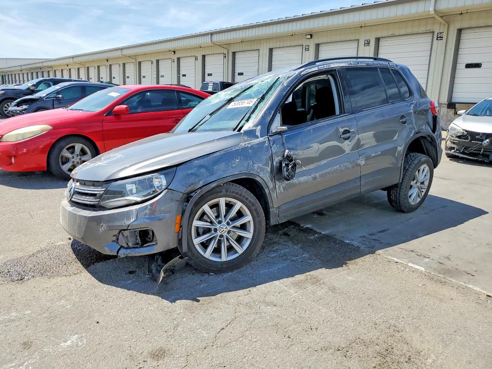 Auction sale of the 2017 Volkswagen Tiguan, vin: WVGAV7AX8HK043149, lot number: 50856746