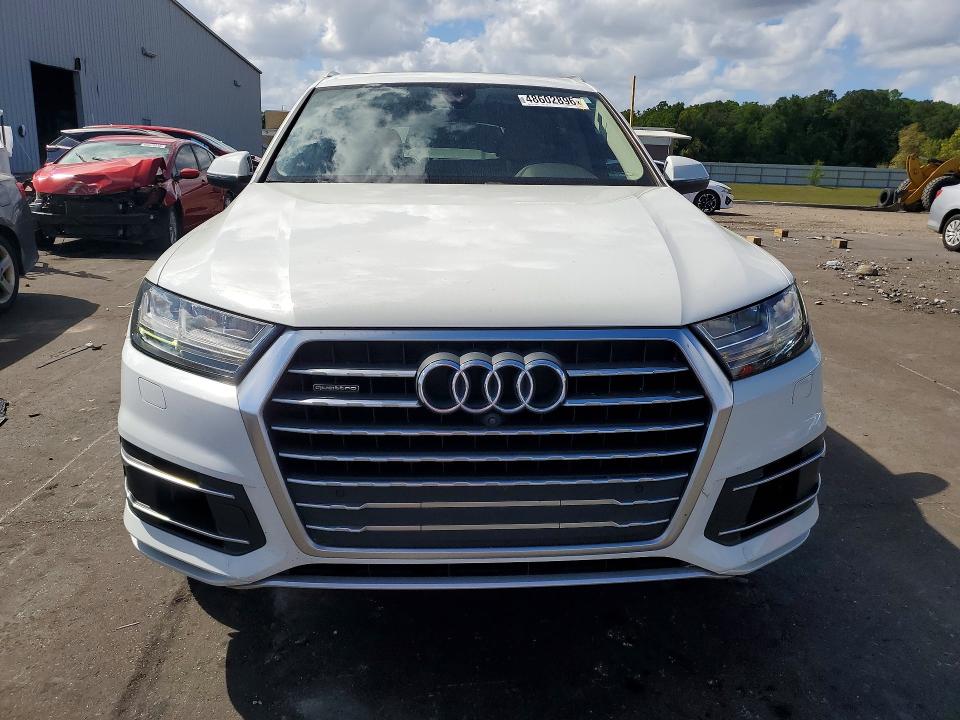 Продаж на аукціоні авто 2017 Audi Q7, vin: WA1LAAF73HD022898, номер лоту: 48602896