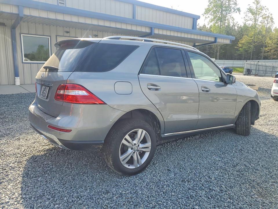 Продажа на аукционе авто 2015 Mercedes-benz Ml, vin: 4JGDA5JB5FA532015, номер лота: 48483886
