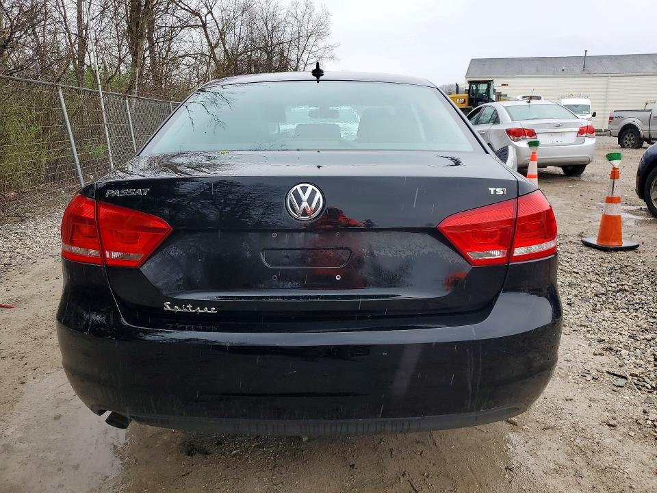49742696 :رقم المزاد ، 1VWAS7A33FC116328 vin ، 2015 Volkswagen Passat مزاد بيع