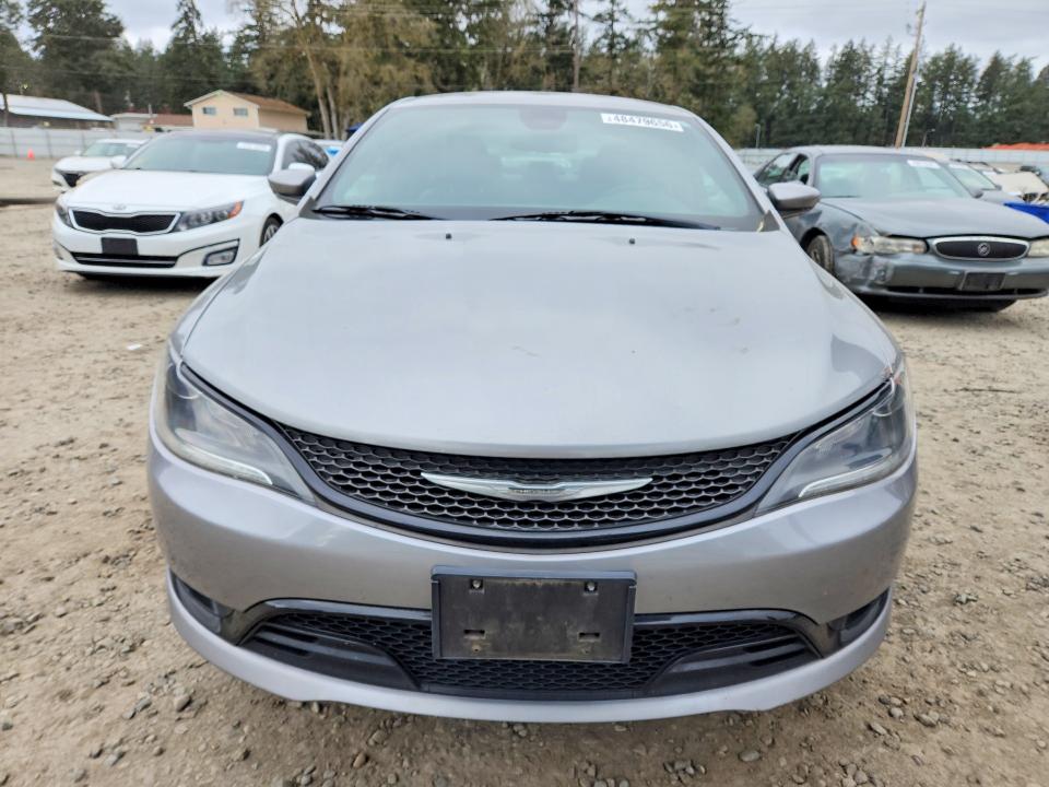 48479656 :رقم المزاد ، 1C3CCCBB9FN725911 vin ، 2015 Chrysler 200 مزاد بيع